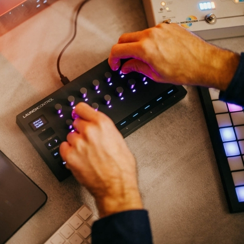 Launch Control 3 controleur MIDI Novation